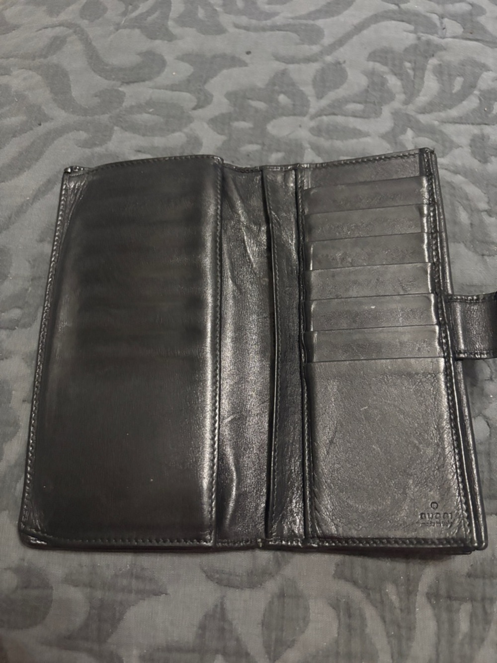 Gucci Black Embossed Leather Wallet with Gold Bar - Picture 4 of 5